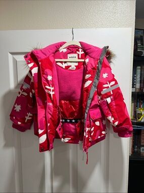 Like New Boden Hot Pink and White Floral Girls Winter Coat